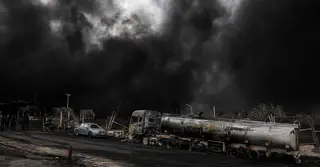 উপসাগরজুড়ে বেসামরিক অবকাঠামোতে হামলা জোরদার ইরানের, পাল্টা আক্রমণ অব্যাহত যুক্তরাষ্ট্র–ইসরাইলের